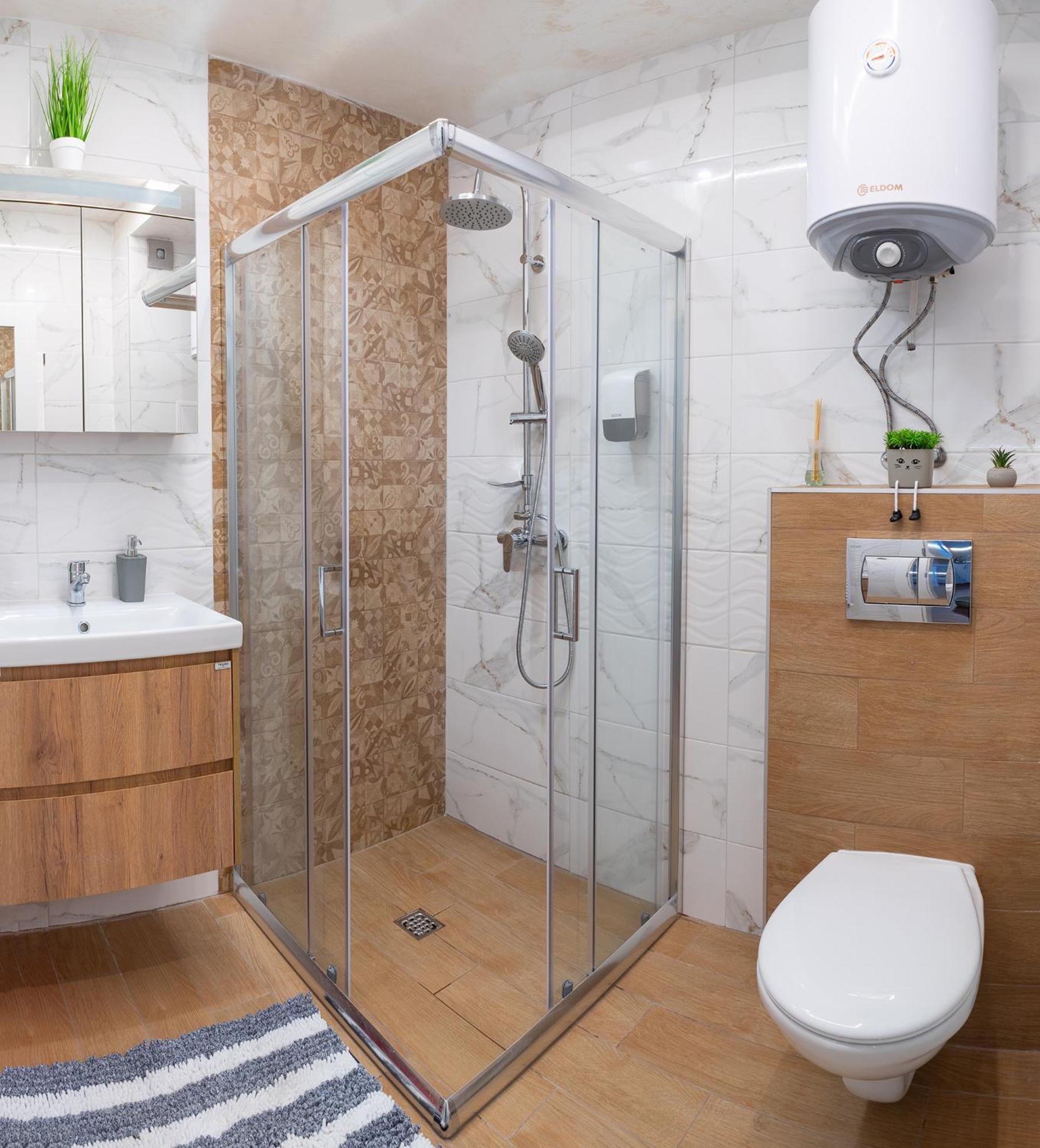 New Modern & Cozy Apartment With Free Private Parking And Ev Charging Station فارنا المظهر الخارجي الصورة
